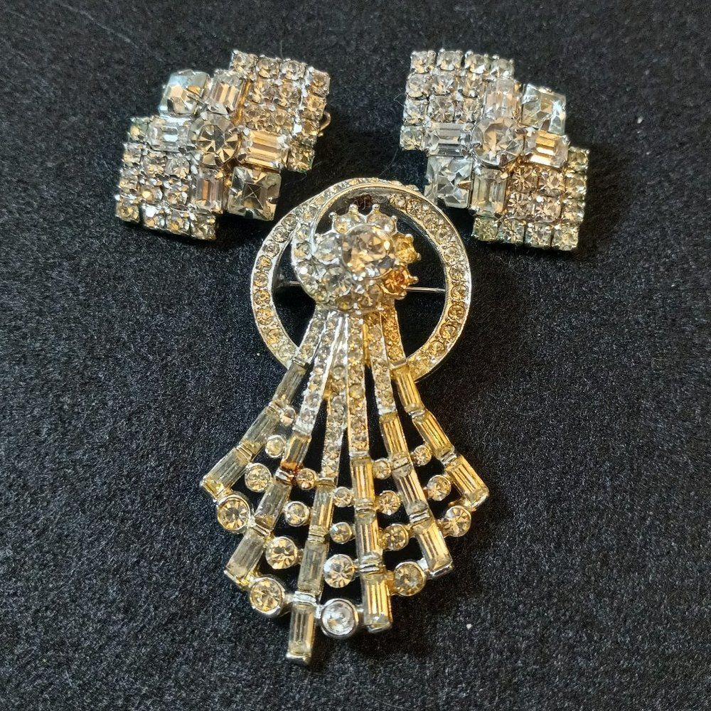 Vintage Rhinestone, Comet, Shooting Star Brooch, Clip Earrings Sparkling Chic